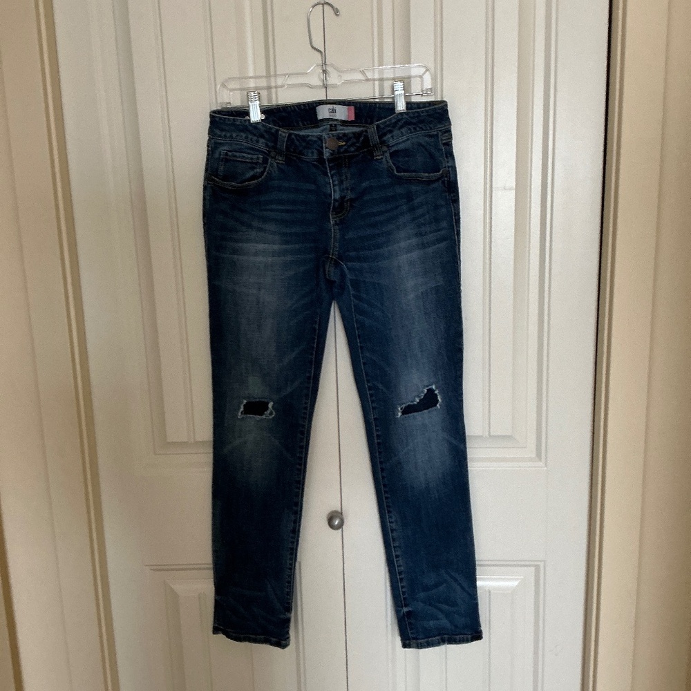Cabi jeans women’s size 6 slim boyfriend, blue denim distress 5695 Bohemian
